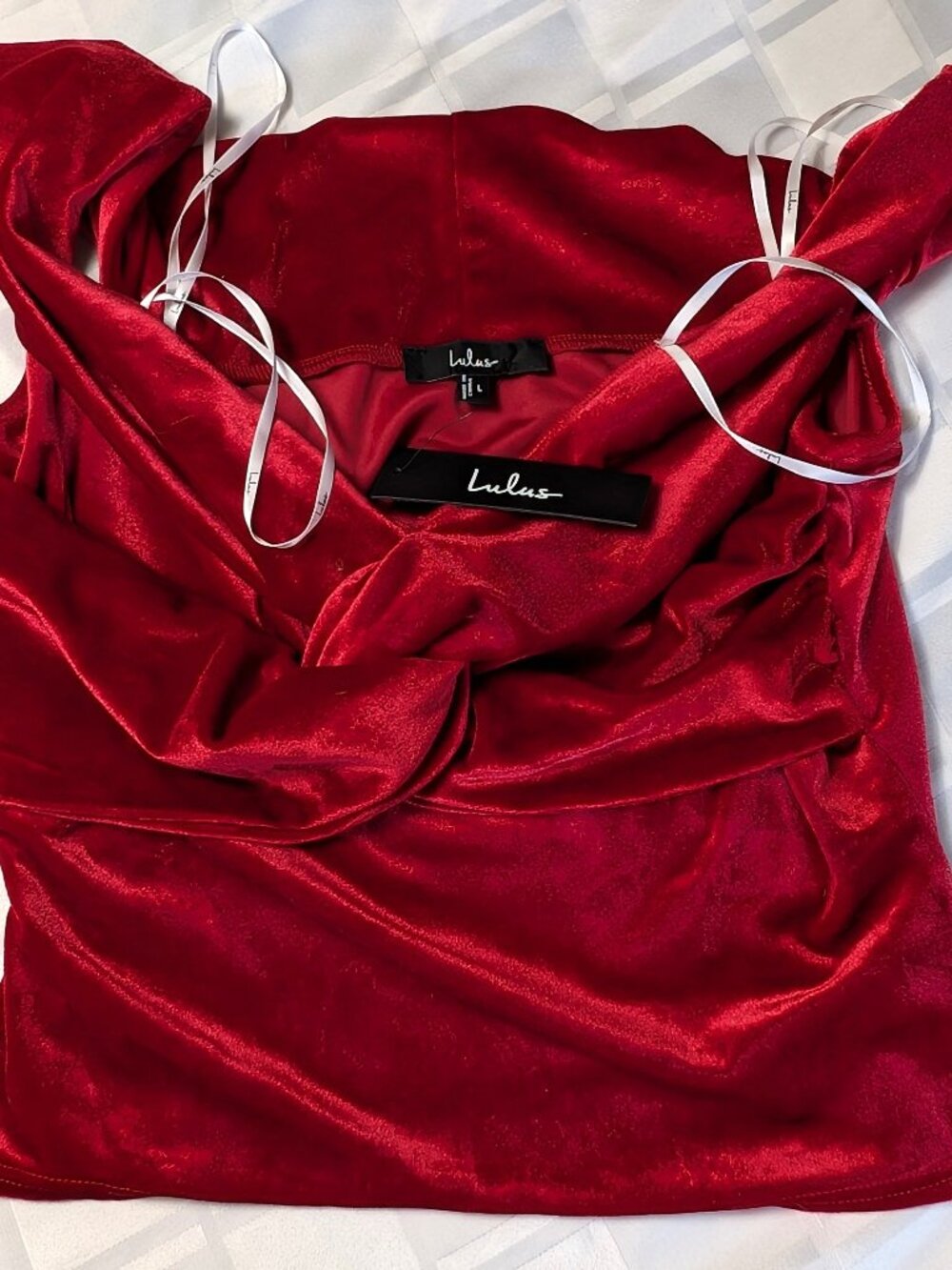 LULUS RED TOP SIZE LARGE NEW WITH TAGS WOMEN'S WEAR FASHION PARTY STRAPS NWT